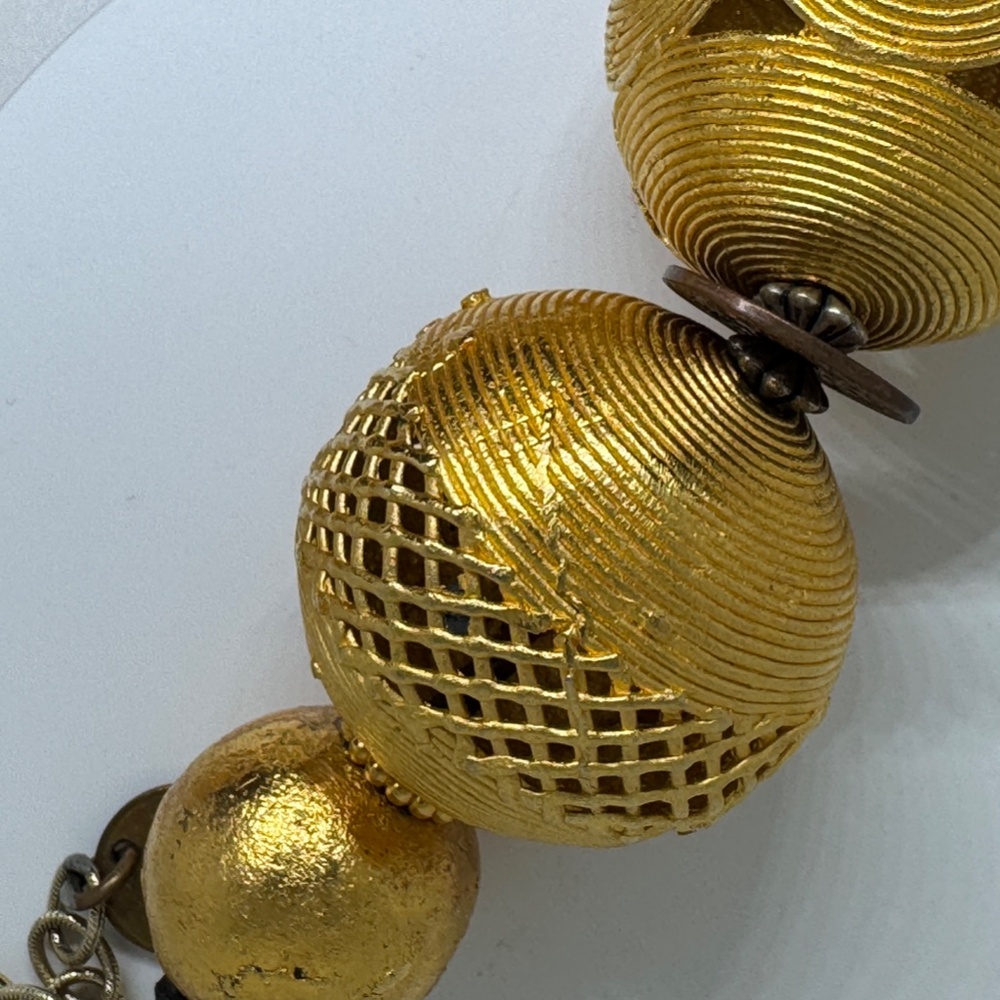 Exquisite Vintage Masha Archer 24K GOLD HUGE Rounds from Cameroon's Baoule Tribe - Picture 9 of 16